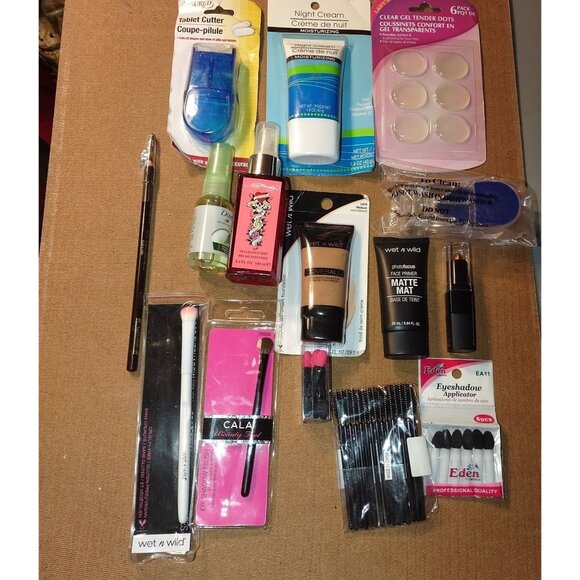 Assorted Beauty & Skincare Lot Wet N Wild Cala Eden Makeup Brushes Creams Tools - Picture 1 of 2